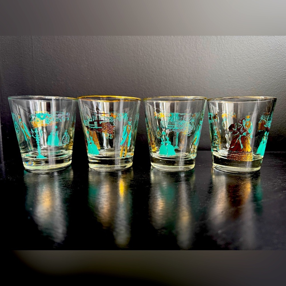Vintage Drinking Glasses Steamboat Lamplighter Glassware Set of 4